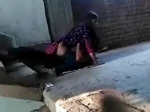 Construction Site Sex Video Of Bangla Lovers