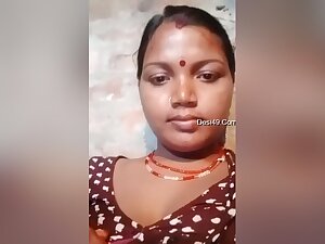Today Exclusive- Horny Village Bhabhi Showing Her Boobs And Pussy Part 6