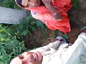 Exclusive- Desi Mature Cheating Wife Outdoor Sex With Lover