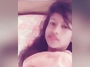 Today Exclusive- Cute Girl Fingering On Video Call