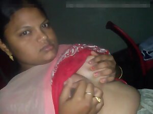 Indian Cheating Wife Gets Big Boobs Sucked