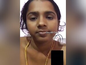 Today Exclusive- Famous Tamil Girl Maya Showing Her Boobs And Pussy On Video Call Part 1