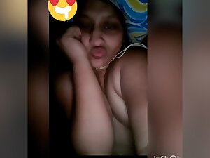 Today Exclusive- Super Hot Look Desi Girl Showing Her Boobs And Pussy On Video Call Part 4