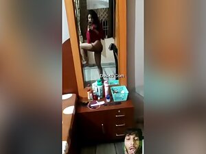 Today Exclusive- Desi Hot Girl Showing Her Pussy And Ass On Video Call